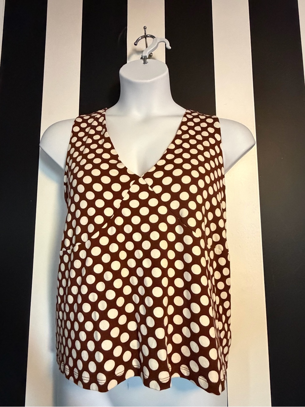 NWOT Brown Polka Dot V-Neck Women’s Tank Top - SZ 1X